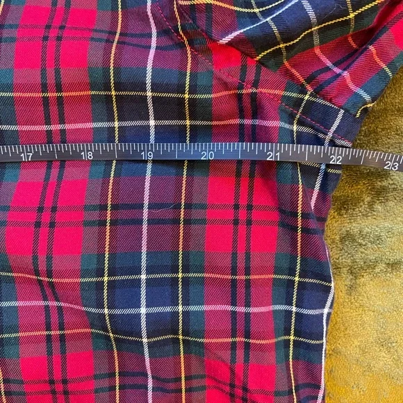 Chaps Classic Holiday Plaid Button Down! - Picture 7 of 10